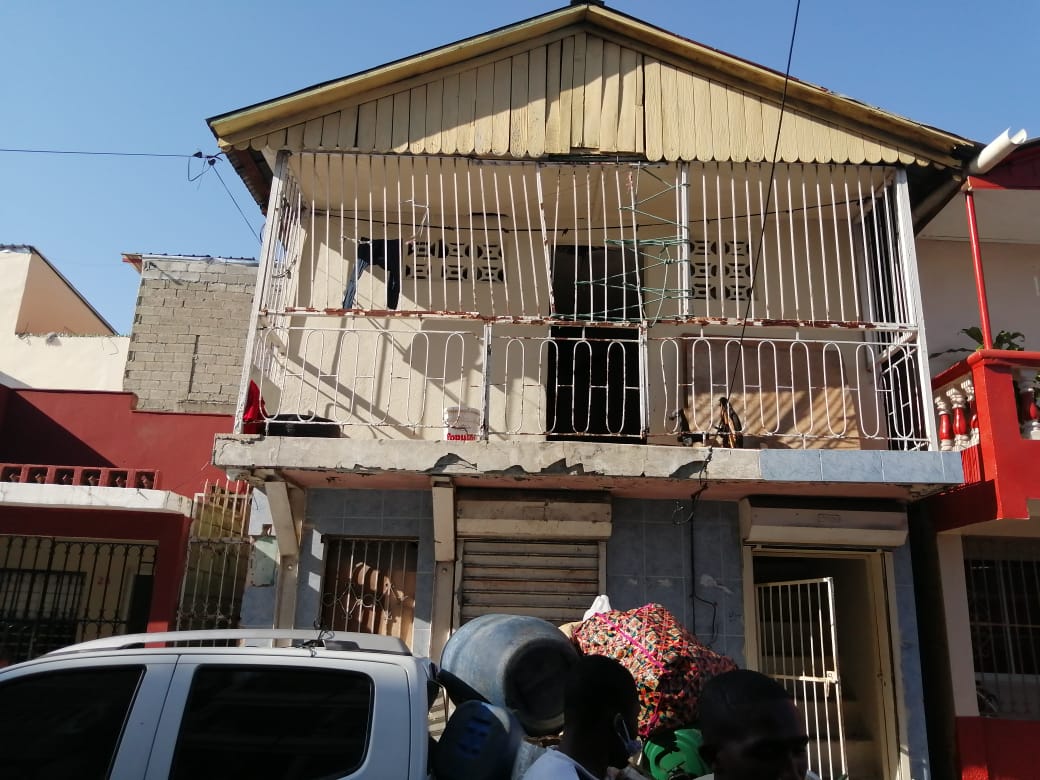 Policía Nacional apresa cuatro hombres por fabricar y comercializar clerén presumiblemente&nbsp;adulterado