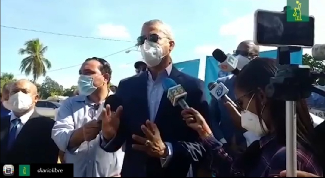 Andrés Cueto denuncia vehículos y transformadores Edenorte se convirtieron en&nbsp;chatarras