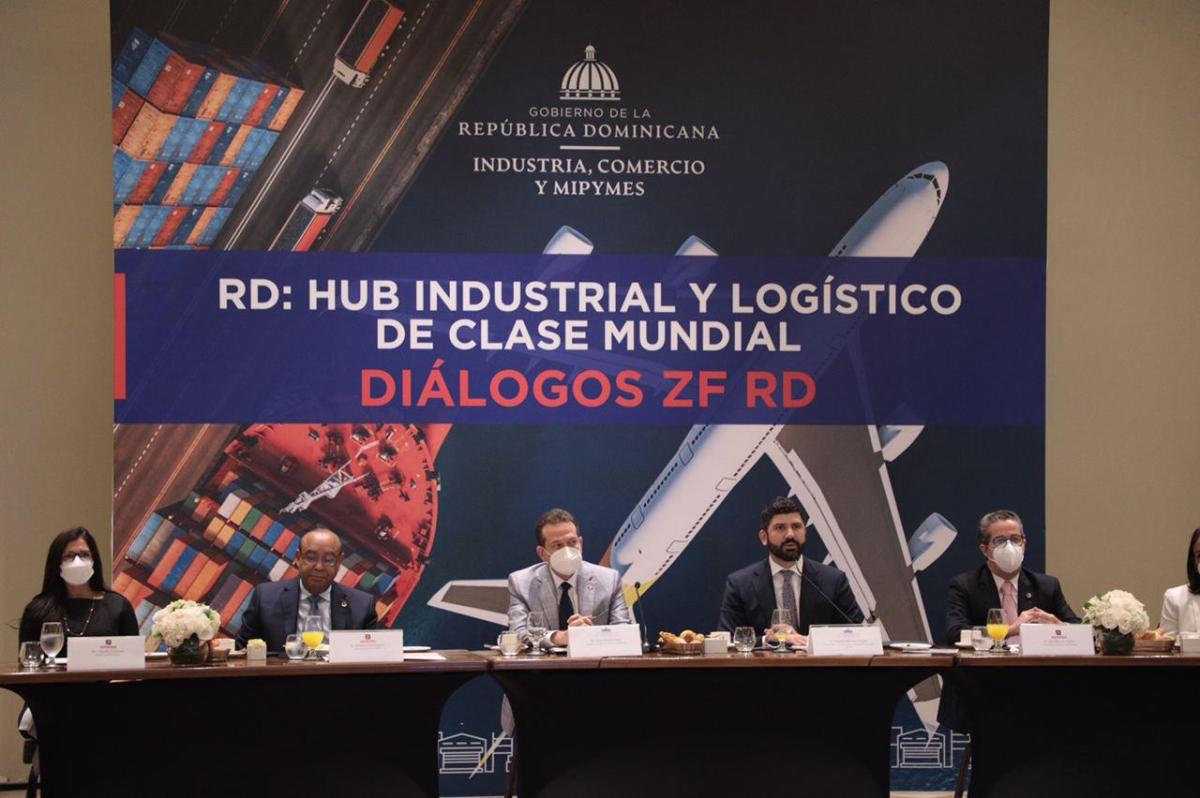 Ministro Bisonó asegura Zonas Francas se consolidan como sector clave en la recuperación&nbsp;económica