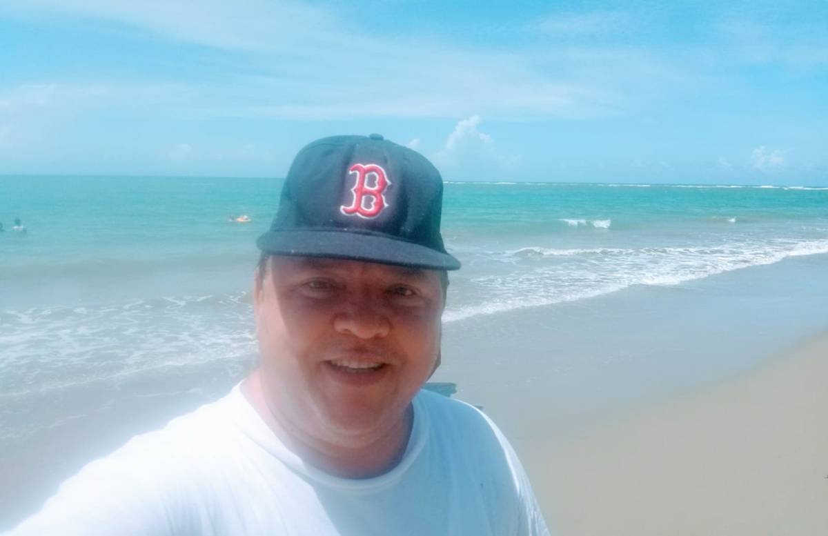 Café a 10 y galletas de huevo, pan campesino, mangos banilejos y limones a 60 la&nbsp;docena