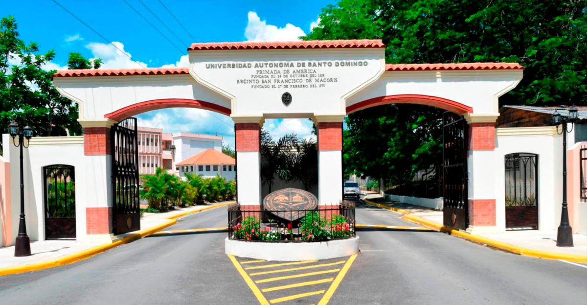 Este sábado la UASD celebra 1ra. Graduación de diplomado en derecho&nbsp;consular