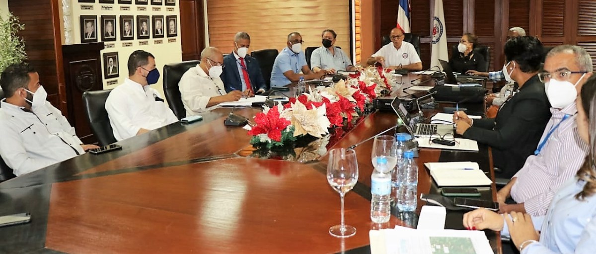 Anuncian programa de desarrollo en beneficio de&nbsp;Santiago