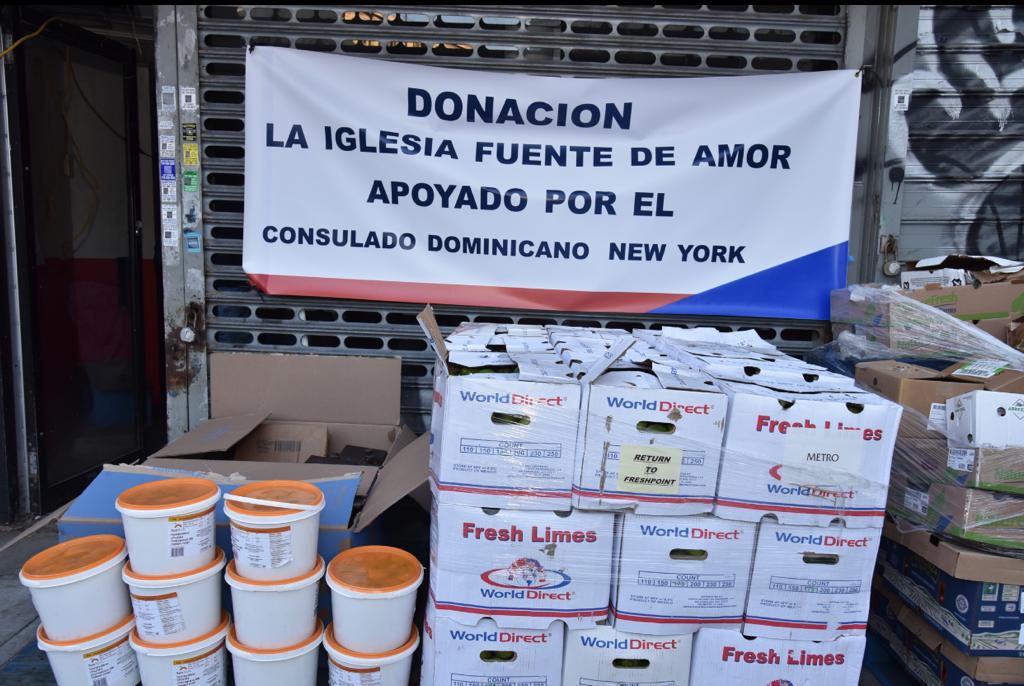 Consulado dominicano y la Asociación de iglesias «Jesucristo Fuente de Amor» distribuyen decenas de cajas de alimentos en Manhattan y El&nbsp;Bronx