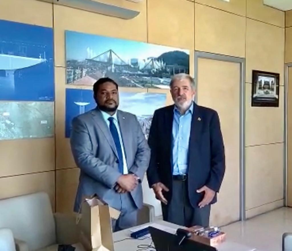 Encuentro entre el Cónsul General de la República Dominicana Nelsón Carela y el Alcalde de la ciudad de Génova Marco&nbsp;Bucci