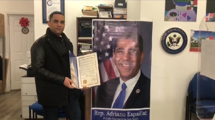 Congresista Adriano Espaillat reconoce al Comunicador Aquiles&nbsp;Rojas