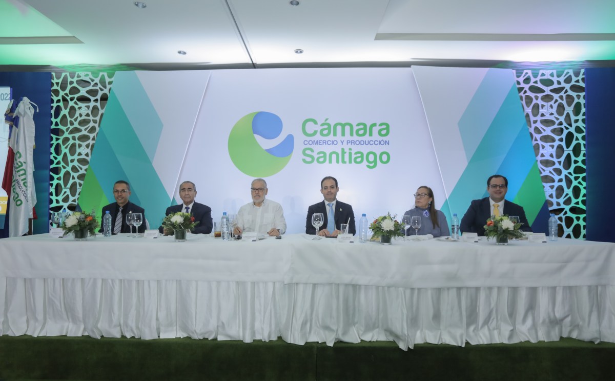 La Cámara de Comercio y producción de Santiago realiza almuerzo empresarial con ministro de Economía Planificación y Desarrollo, Miguel Ceara&nbsp;Hatton