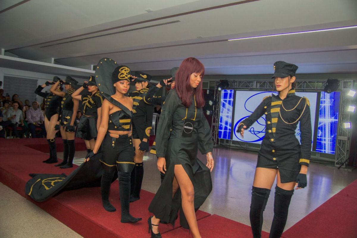 Estudiantes de término diseño de modas presentan&nbsp;“Diversity”