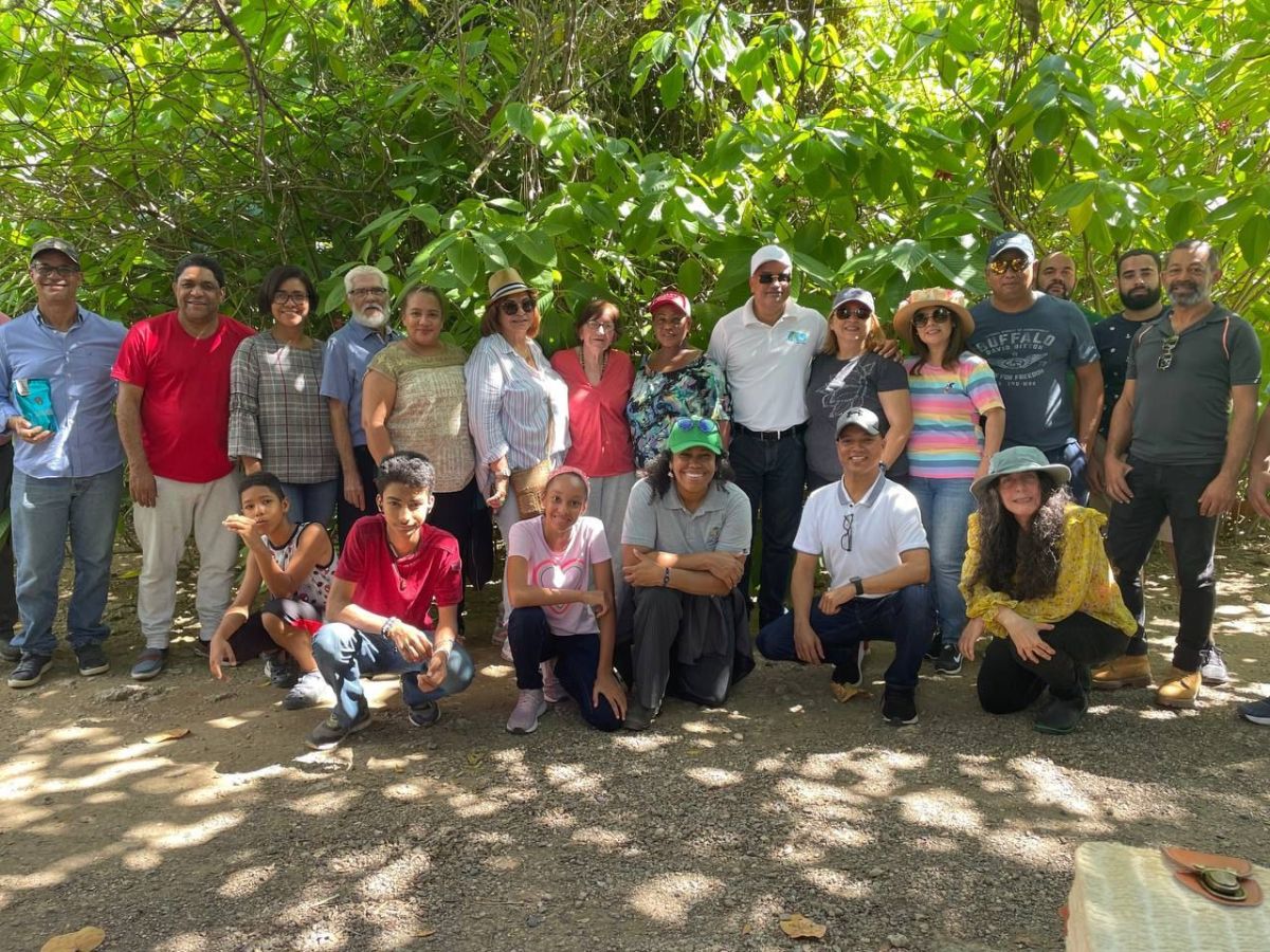 Adompretur Santiago visita hacienda que desarrolla proyecto de turismo rural sostenible y agricultura&nbsp;biológica