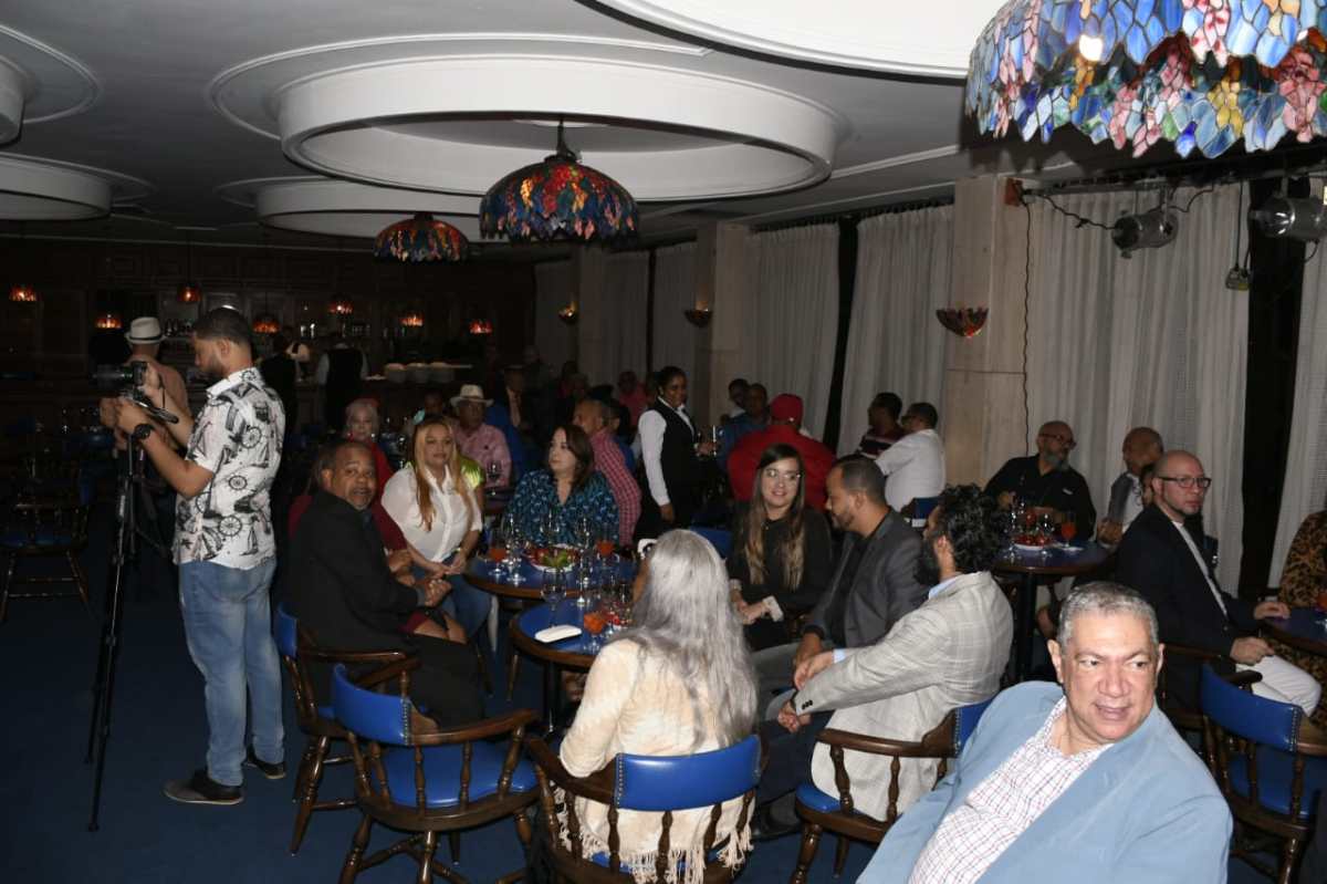 Grato encuentro con periodistas y&nbsp;comunicadores