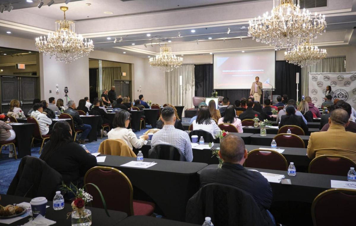 Realizan con éxito en NJ segundo taller de líderes&nbsp;latinos