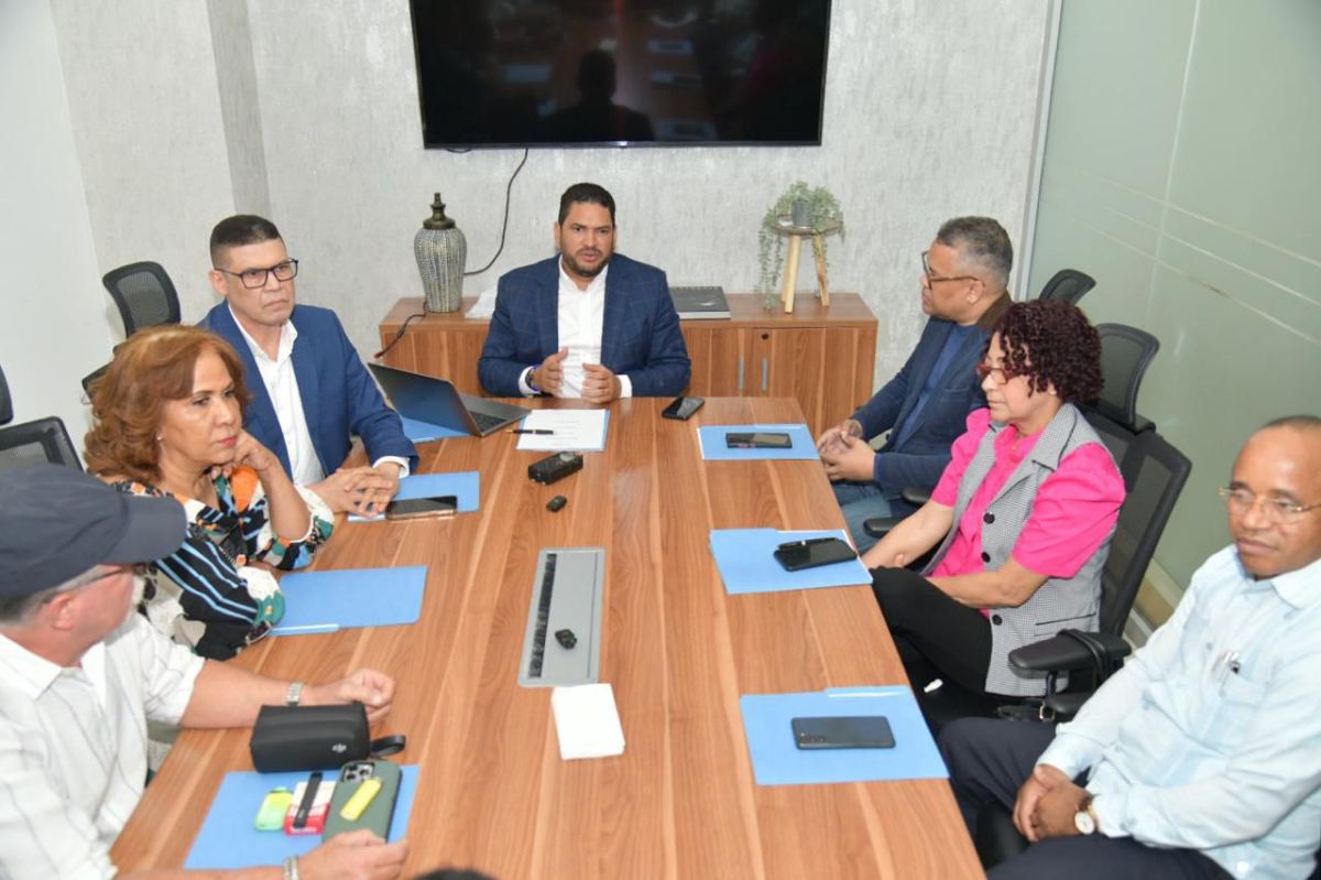 Somos Pueblo y Grupo de Medios Panorama anuncian debate con los candidatos presidenciales&nbsp;alternativos