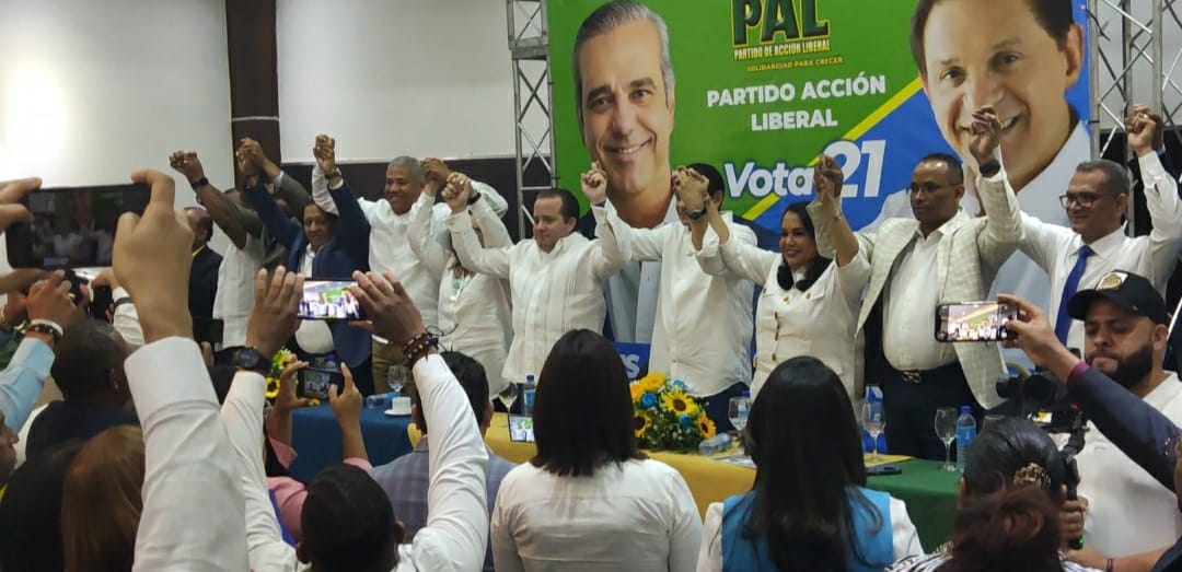 Partido de Acción Liberal proclama a Daniel Rivera como candidato a senador en&nbsp;Santiago