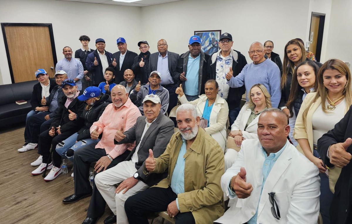 Juramentan nuevos miembros de movimiento Poder Pal’ Pueblo en Nueva&nbsp;Jersey