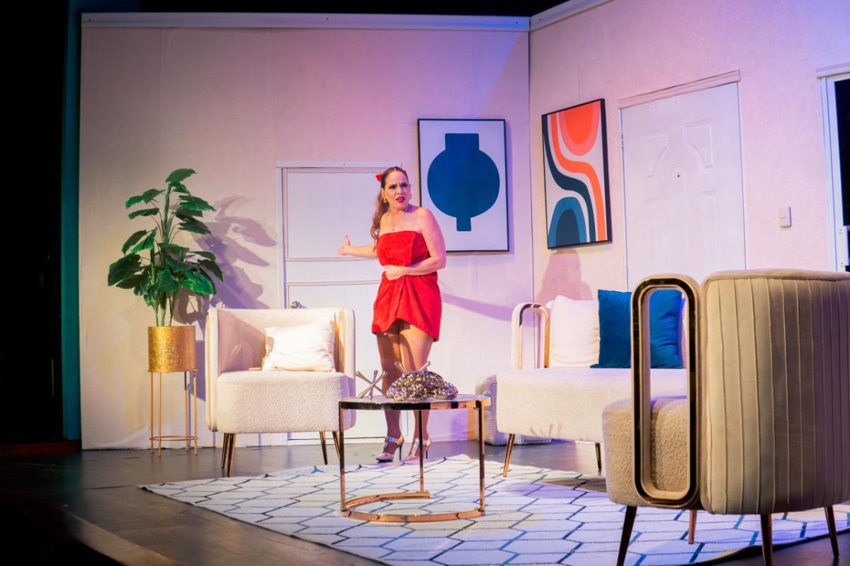 Brenda Sánchez con extraordinaria participación en “Un lío entre&nbsp;parejas”