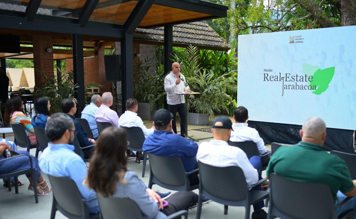 Presentan oficialmente la segunda edición de la revista digital Moshe Property Journal en un acto celebrado en el Hotel Pinar Dorado, en&nbsp;Jarabacoa